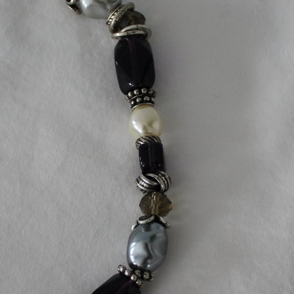 Pearl Earrings and Necklace - Picture 5 of 11